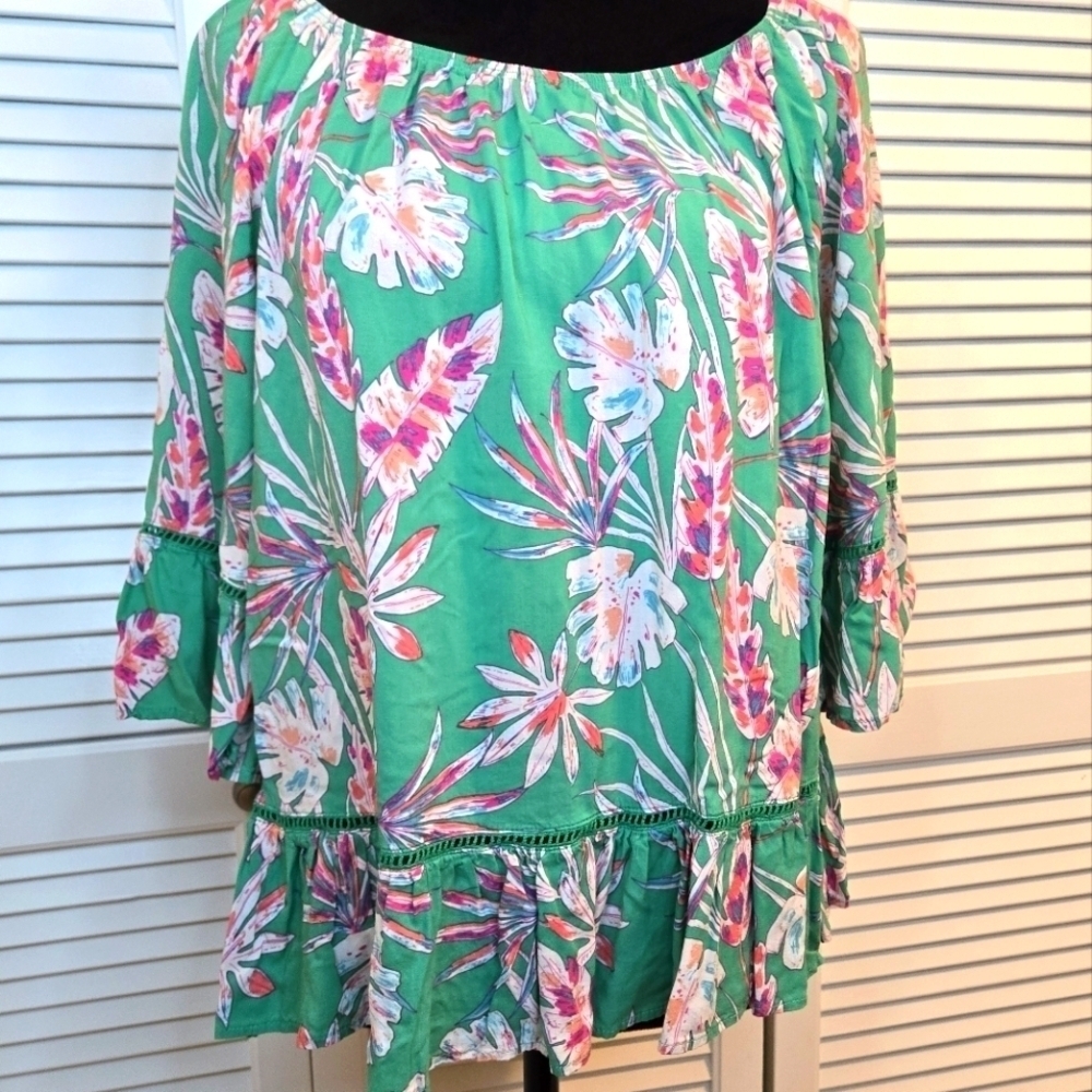 Fever Women's SMALL Peasant Top Blouse Tunic GREEN PINK Floral Crochet Details